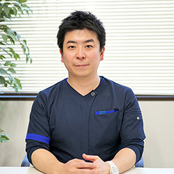 常務理事 越智 英行